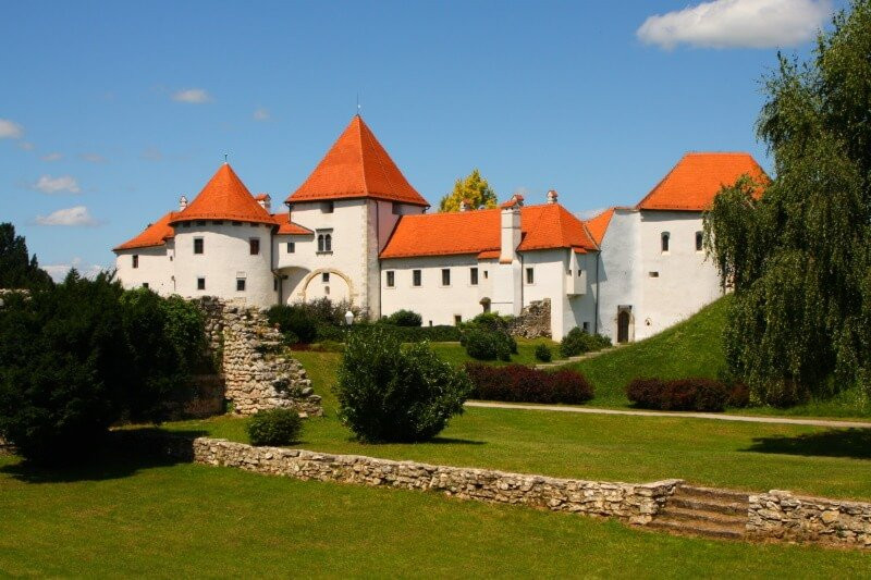 Old Castle - Stari Grad景点图片