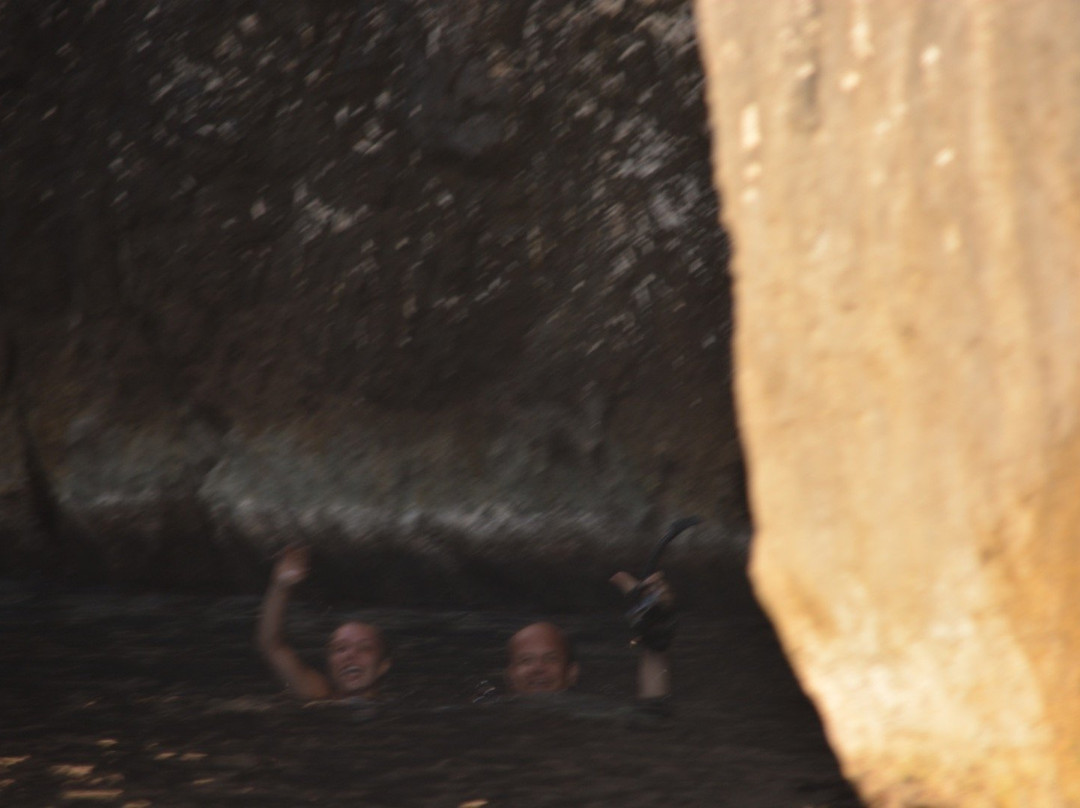 Diver's Corner-Palaia Fokaia必去景点