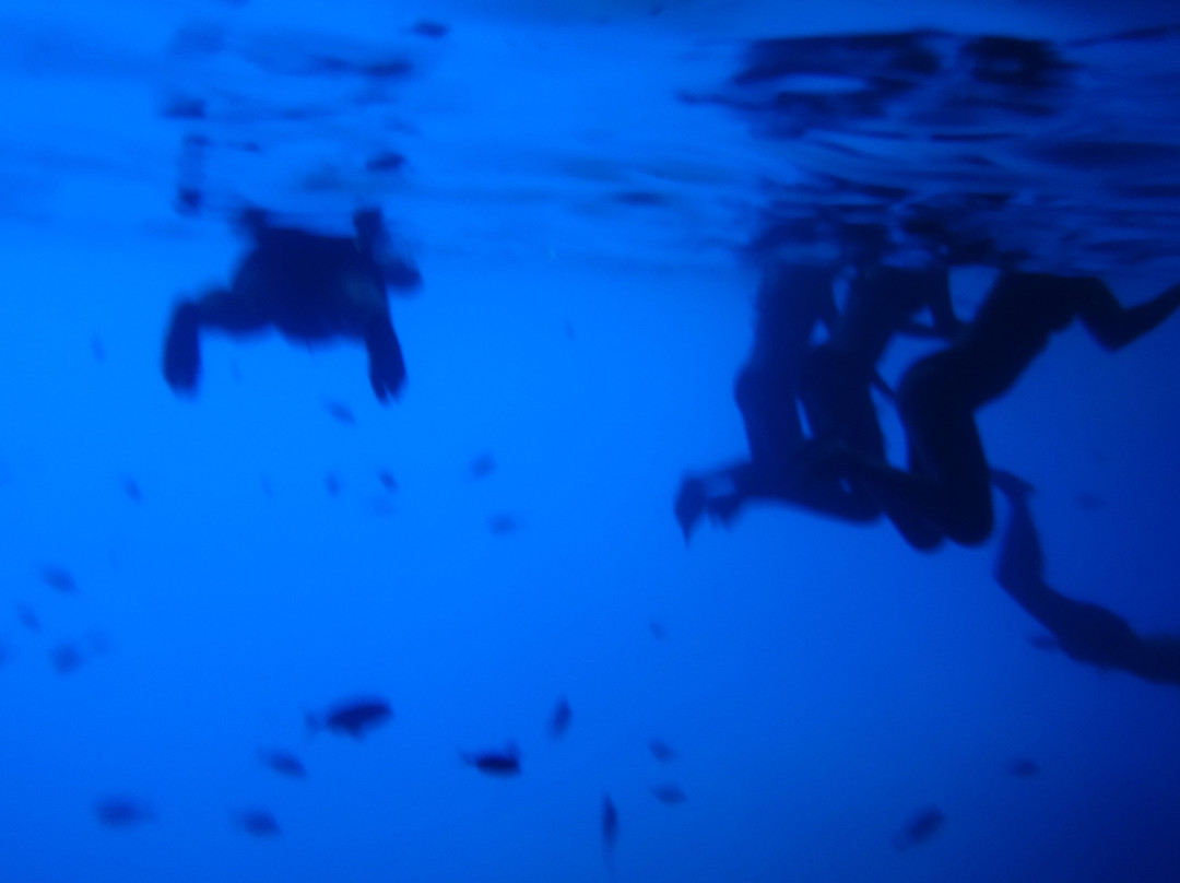 Cueva Azul-Cabrera必去景点