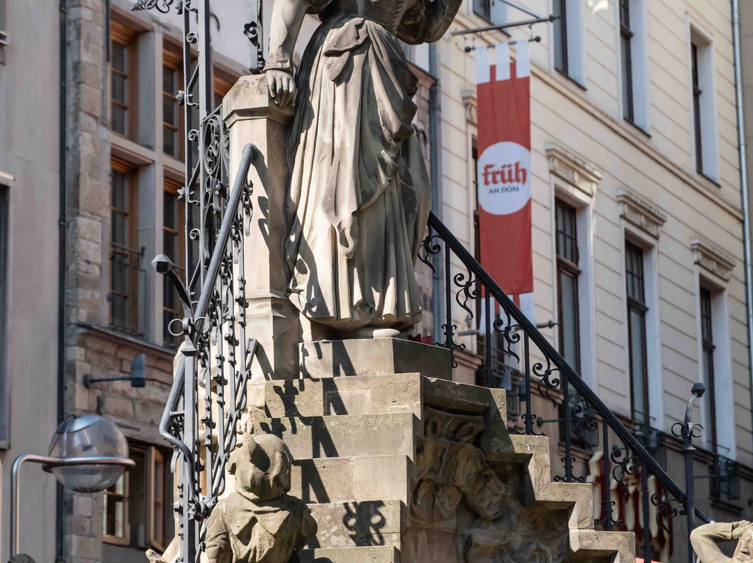 Heinzelmaennchenbrunnen-科隆必去景点