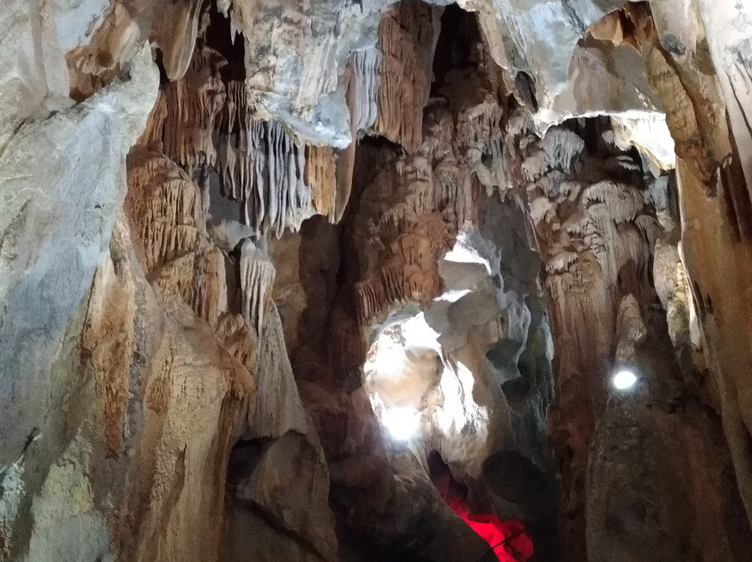 Dwarf Cave景点图片