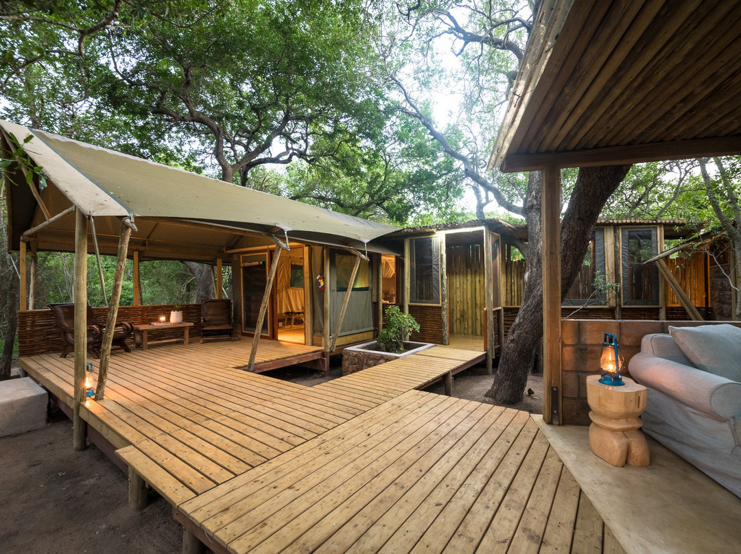 Khanya Safari Lodge
