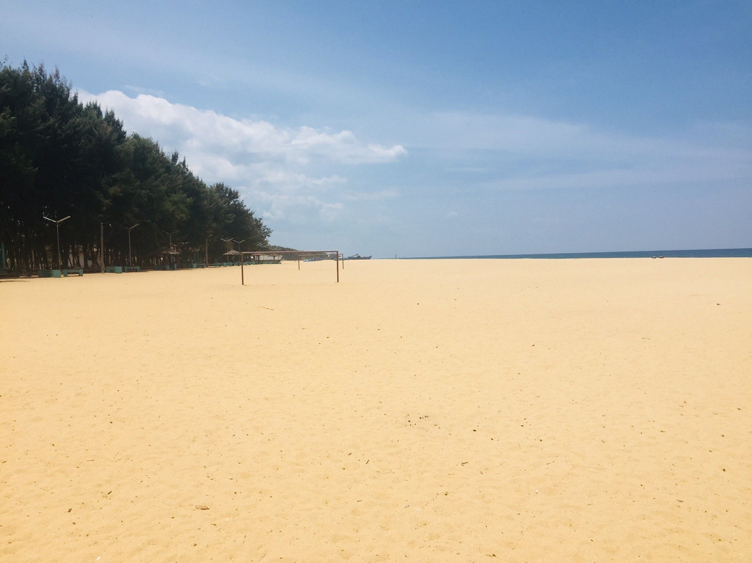 Kallady Beach景点图片