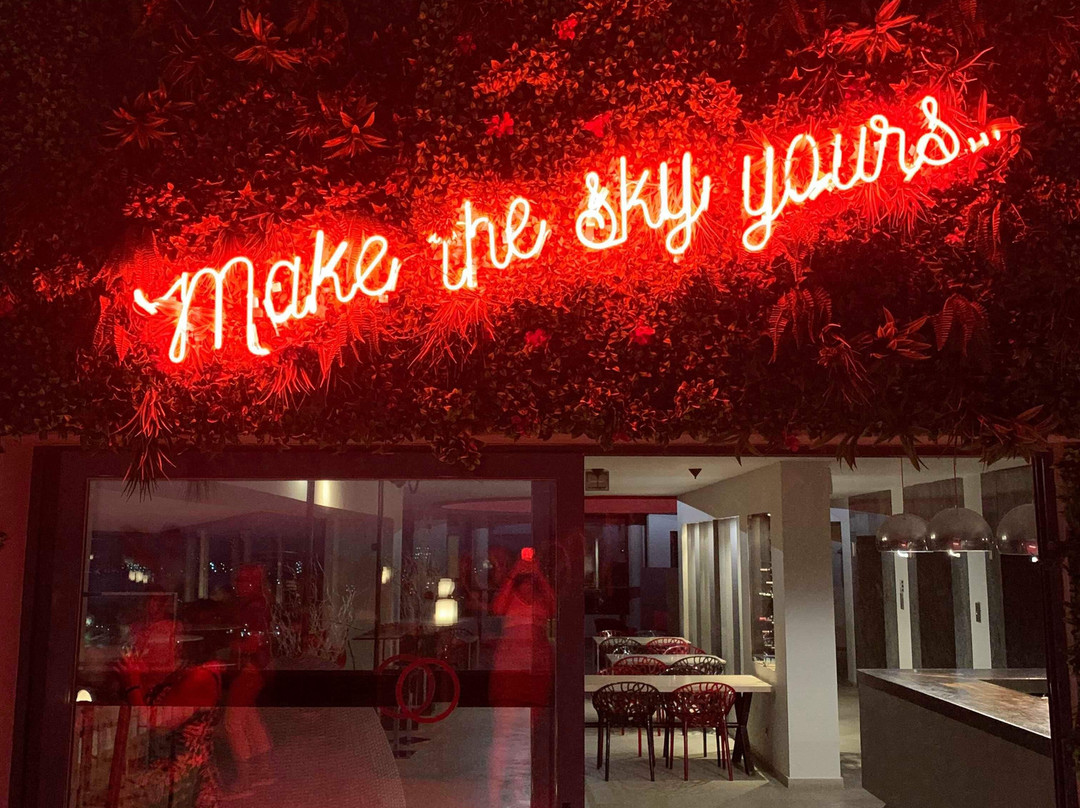 SKY BAR Red Loft-Kos Town必去景点