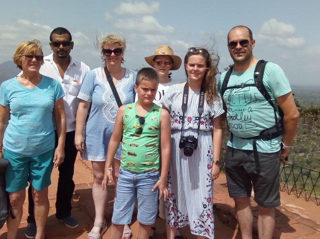 Travel with Wijaya-科伦坡必去景点