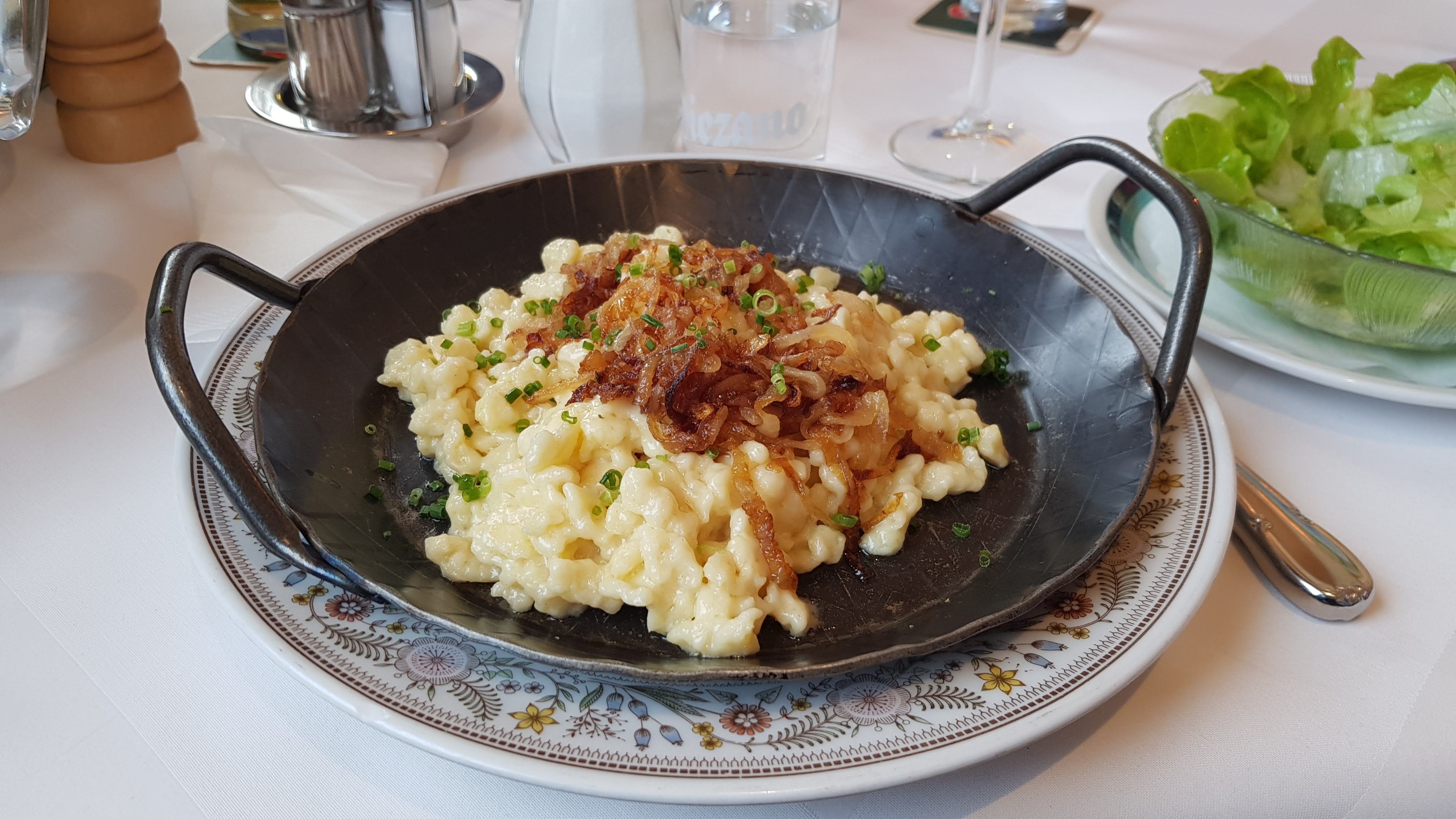 Hotel Restaurant Burtschahof-餐饮