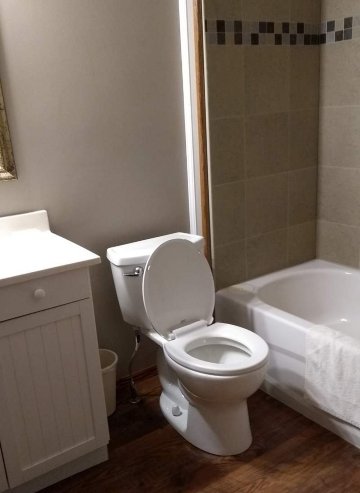 Motel Hillcrest-portrait