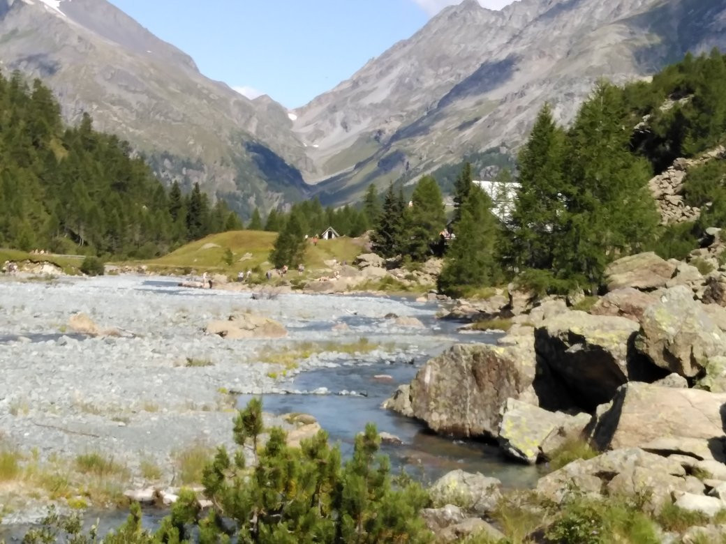 Rifugio Gerli Porro景点图片
