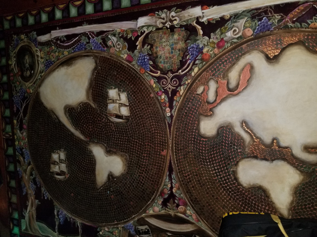 Kazimierz Wine & Whiskey Bar-斯科茨代尔必去景点