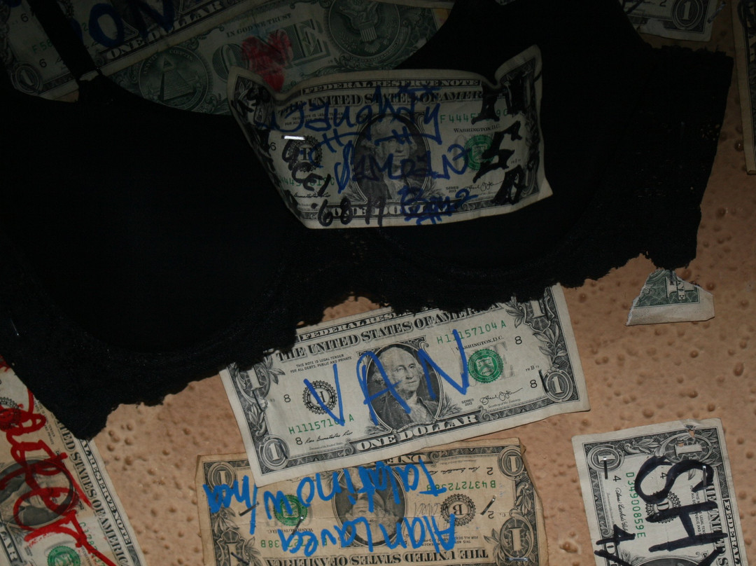 B&B Bar-Kodiak必去景点