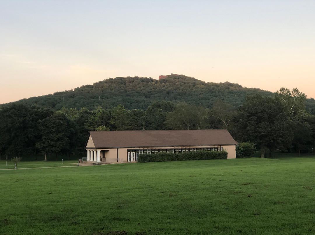 Fort Davidson Hotel主图