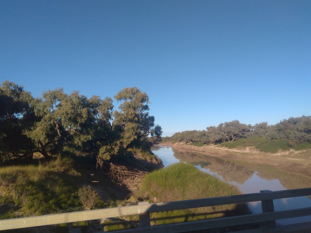 Desert Edge Tours-Birdsville必去景点