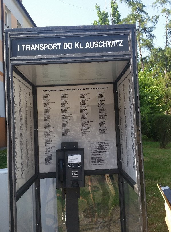 Pomnik I Transportu Wiezniow do KL Auschwitz景点图片