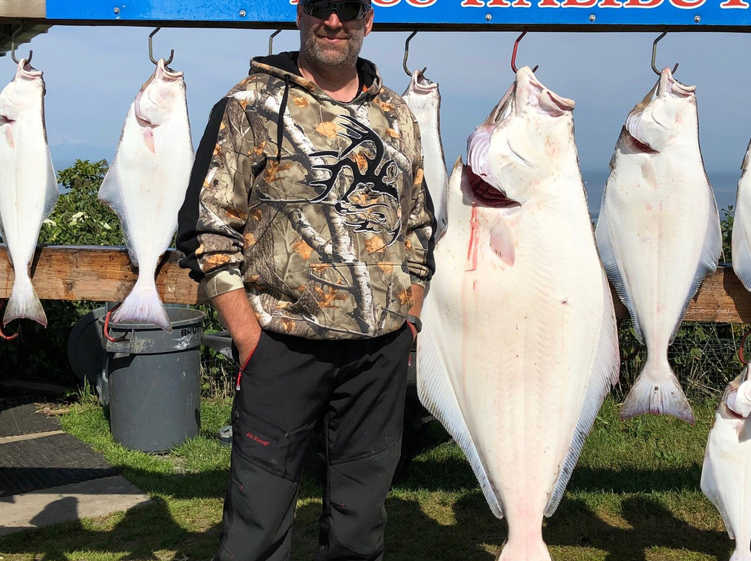 J & J Smart Charters - Private Tours-尼尔奇克必去景点