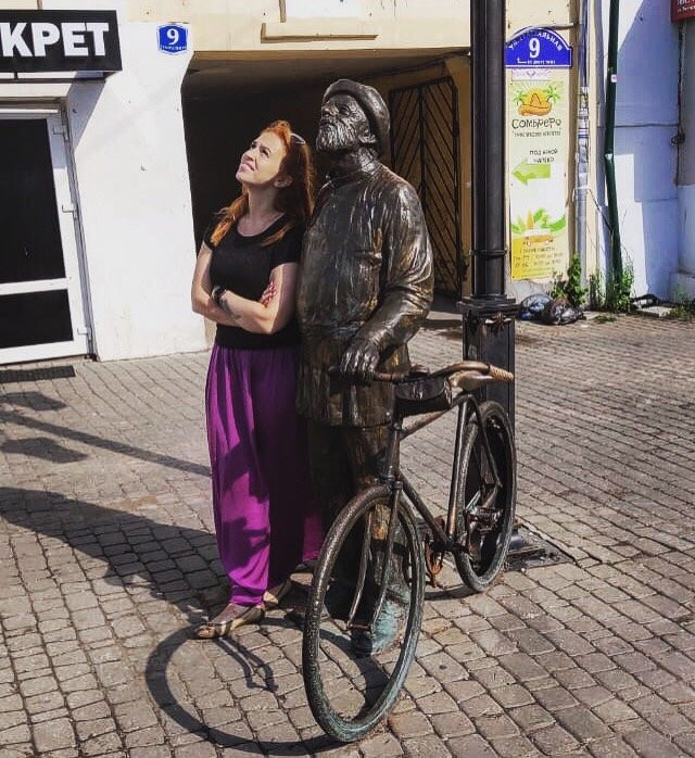 Monument to Tsiolkovskiy (a Man with a Bicycle)-卡卢加必去景点