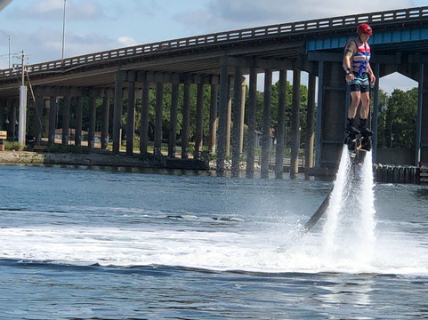 Power Up Watersports-华尔顿堡滩必去景点