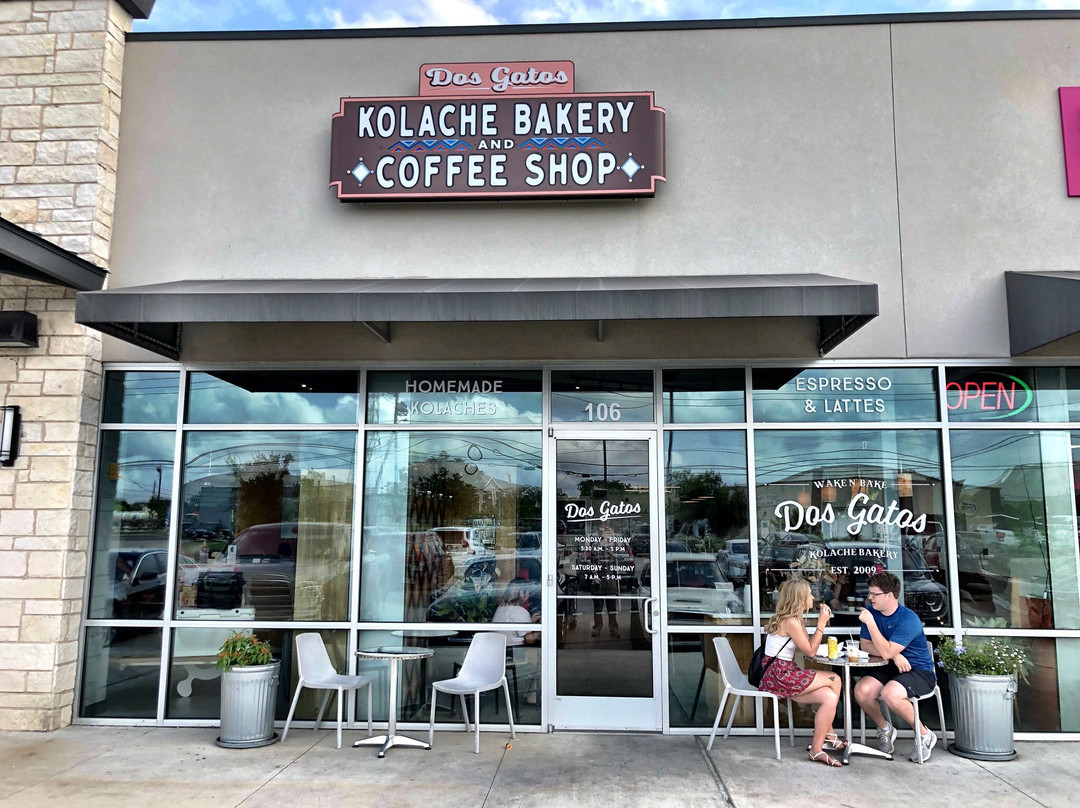 Dos Gatos Kolache Bakery- Wonder World