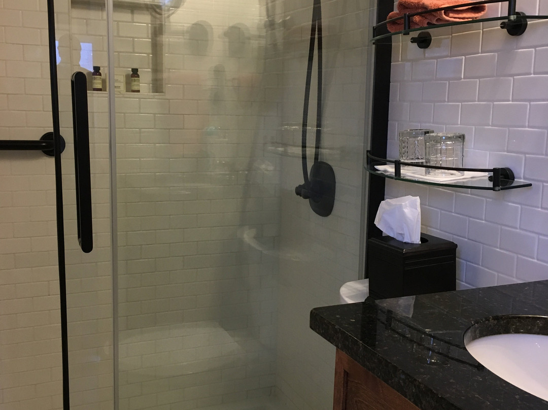 Inn by the Bandstand主图