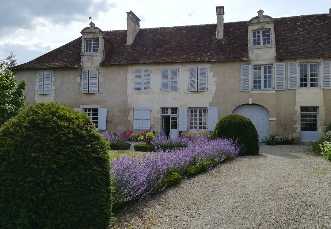 La Rivière aux Chirets主图