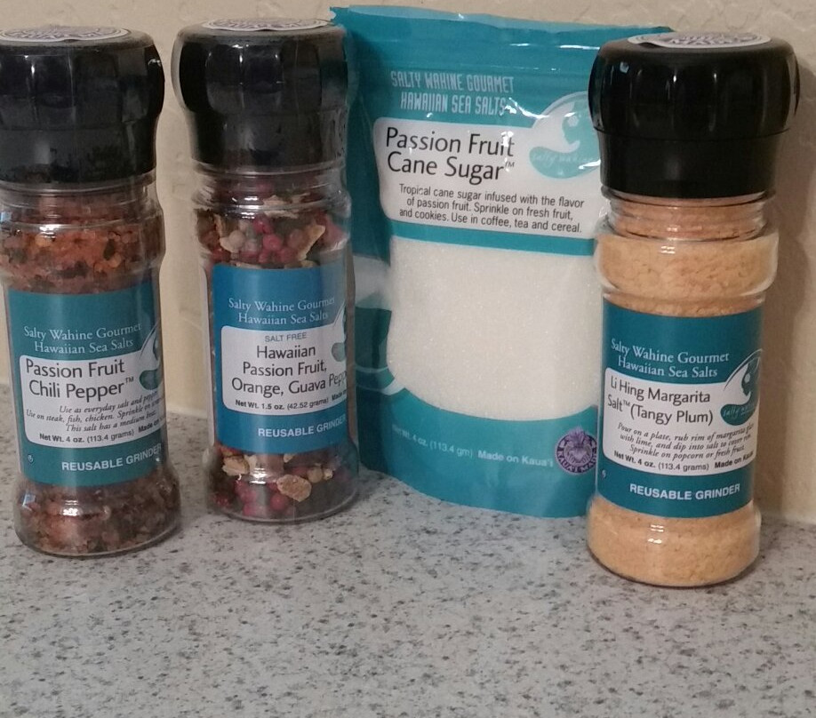 Salty Wahine Gourmet Hawaiian Sea Salts-哈纳佩佩必去景点