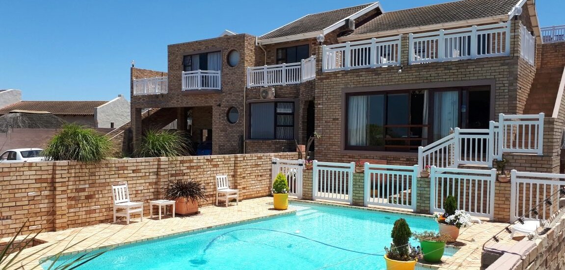 Bluewater Beachfront Guest House-官方