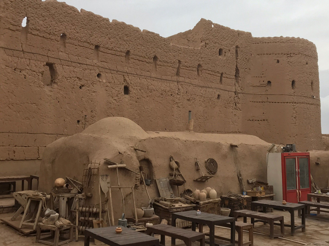 Sar Yazd Castle景点图片