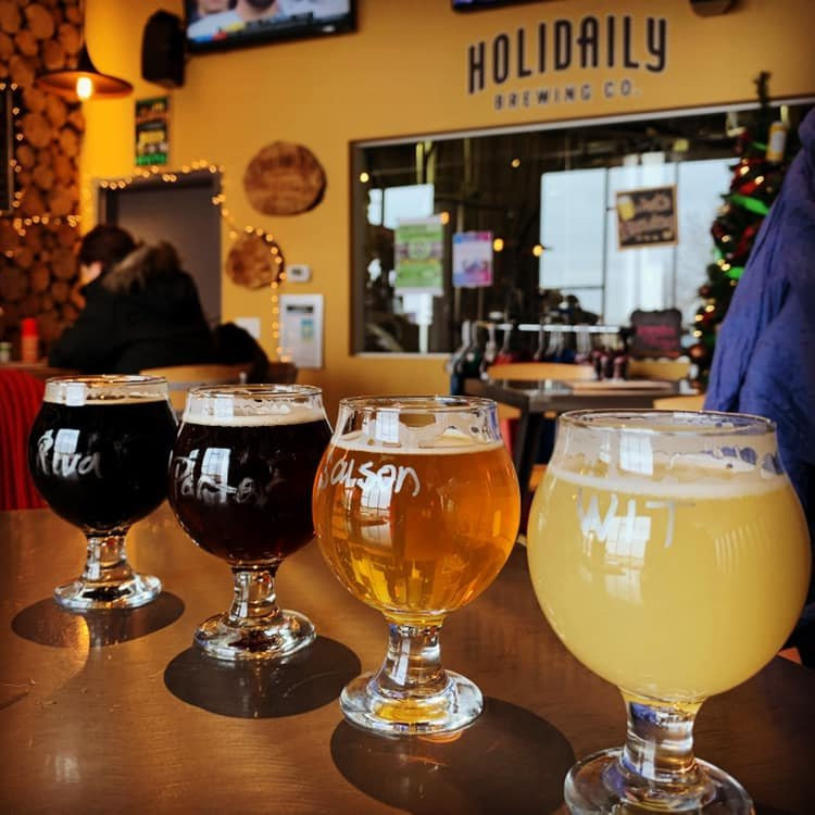 Holidaily Brewing Company-戈尔登必去景点