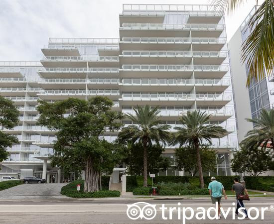 Four Seasons Hotel at The Surf Club, Surfside, Florida主图