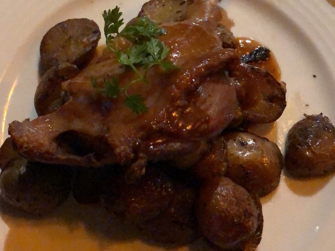 Au Bureau-普瓦捷必去景点