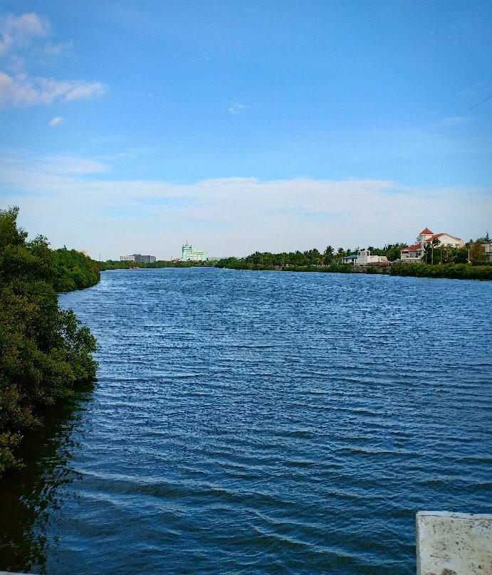 Iloilo River Esplanade景点图片