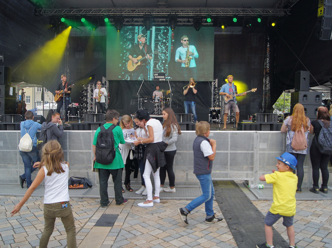 Das Rathaus-Zeitz必去景点