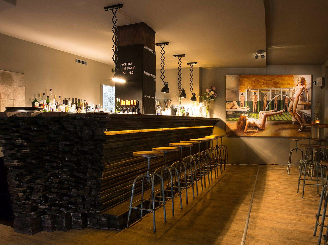 Badhaus Bar-威斯巴登必去景点