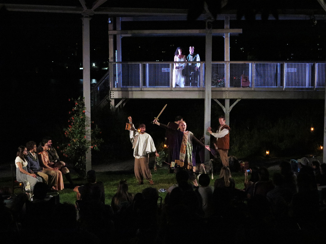 Apollinaire Theatre Company-切尔西必去景点