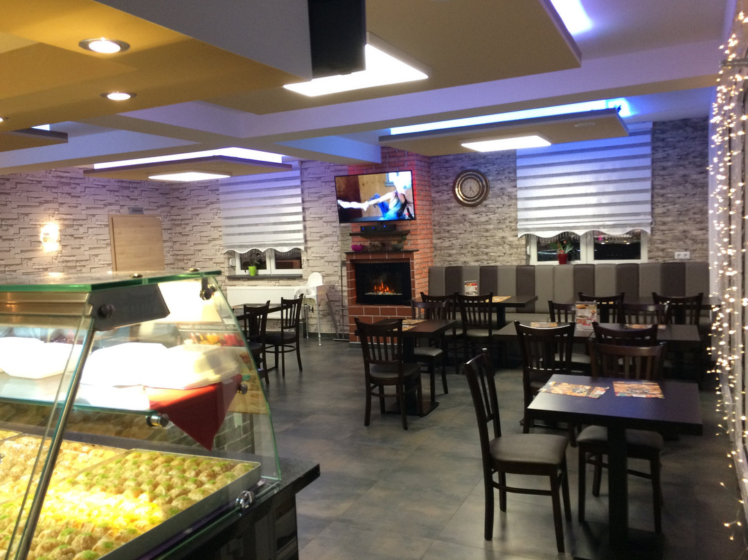 Royal pizza pasta café haus