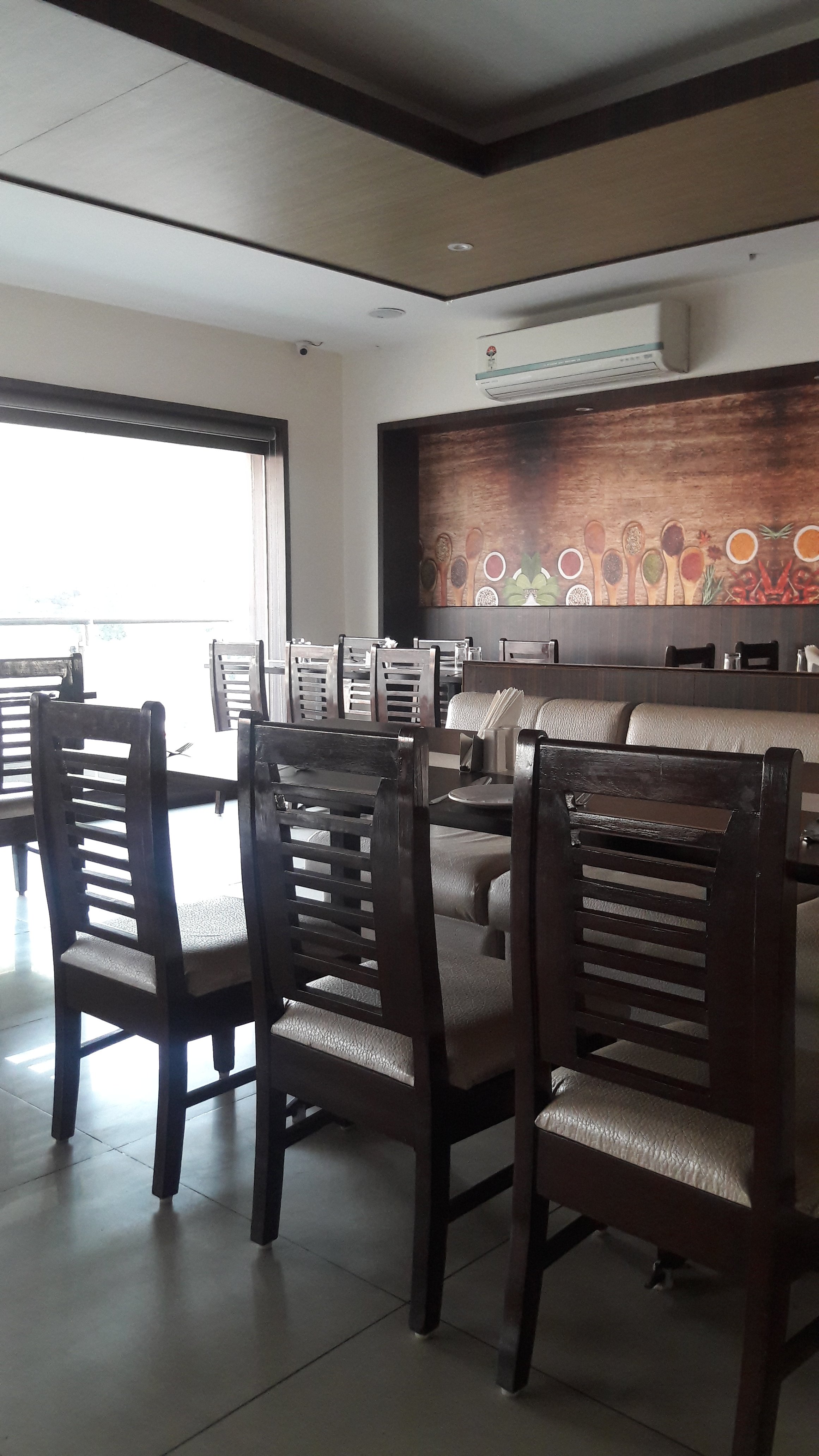 Hotel Sach Regency-餐饮