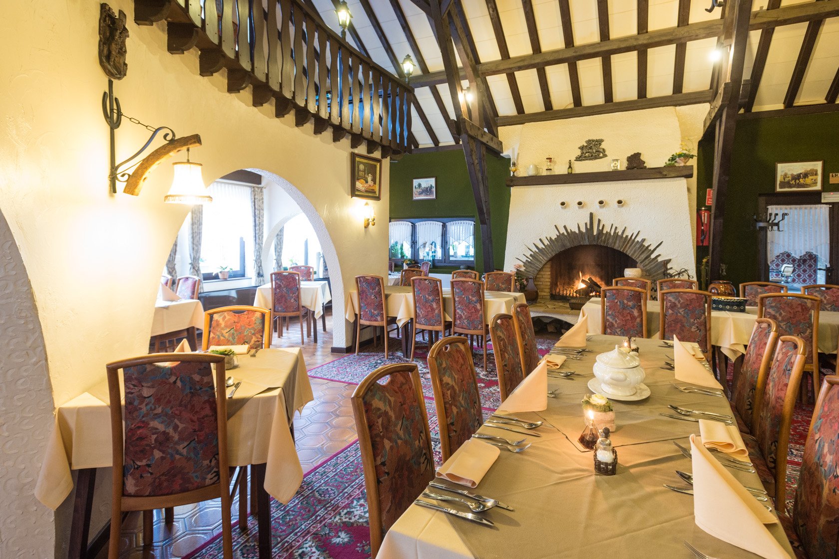 Hotel Burg Hof-官方
