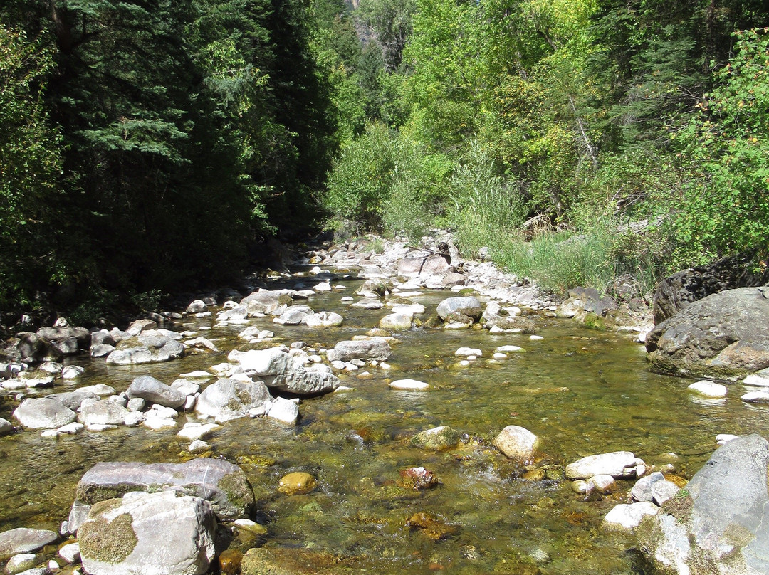 Grizzly Creek Trail-格伦伍德温泉必去景点
