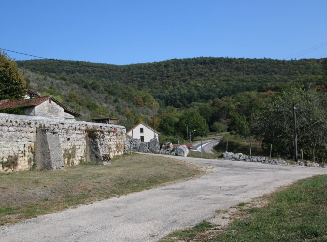 Serrieres-sur-Ain旅游攻略图片