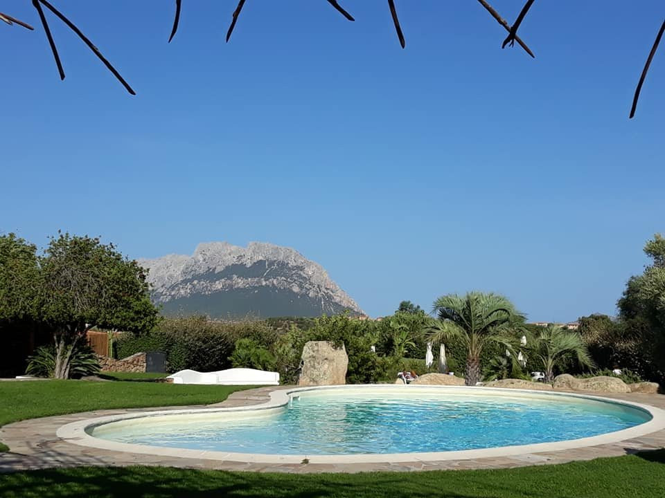 Hotel Ollastu Resort主图