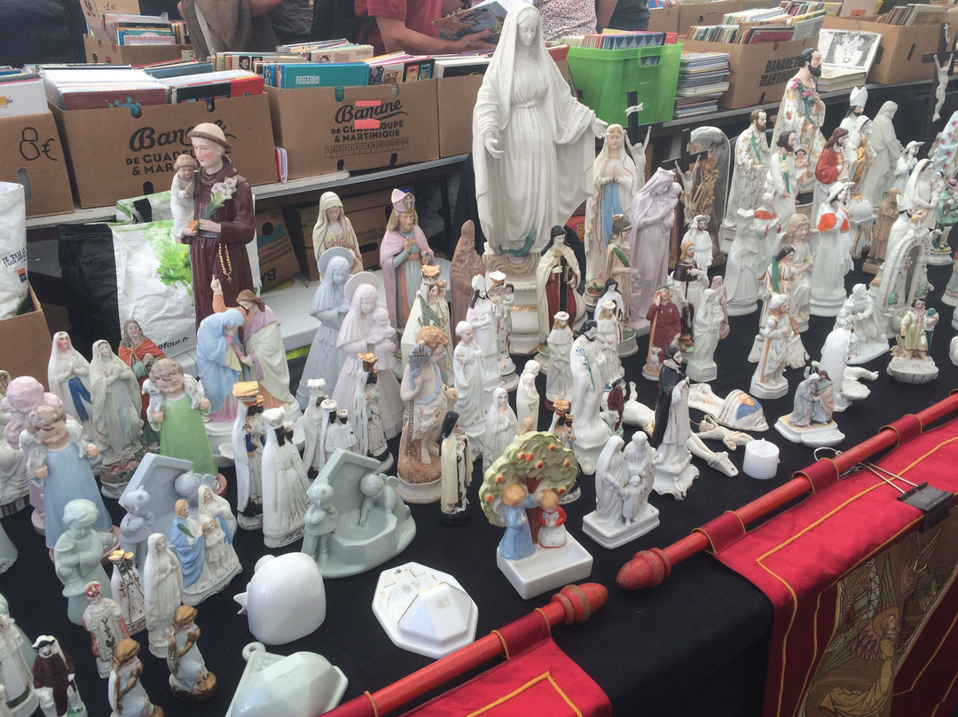 Brocante Temploux景点图片