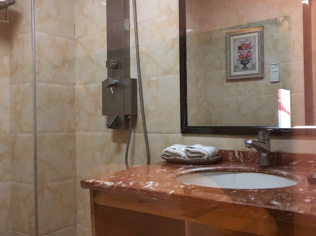 青海湖莫热塔院酒店主图