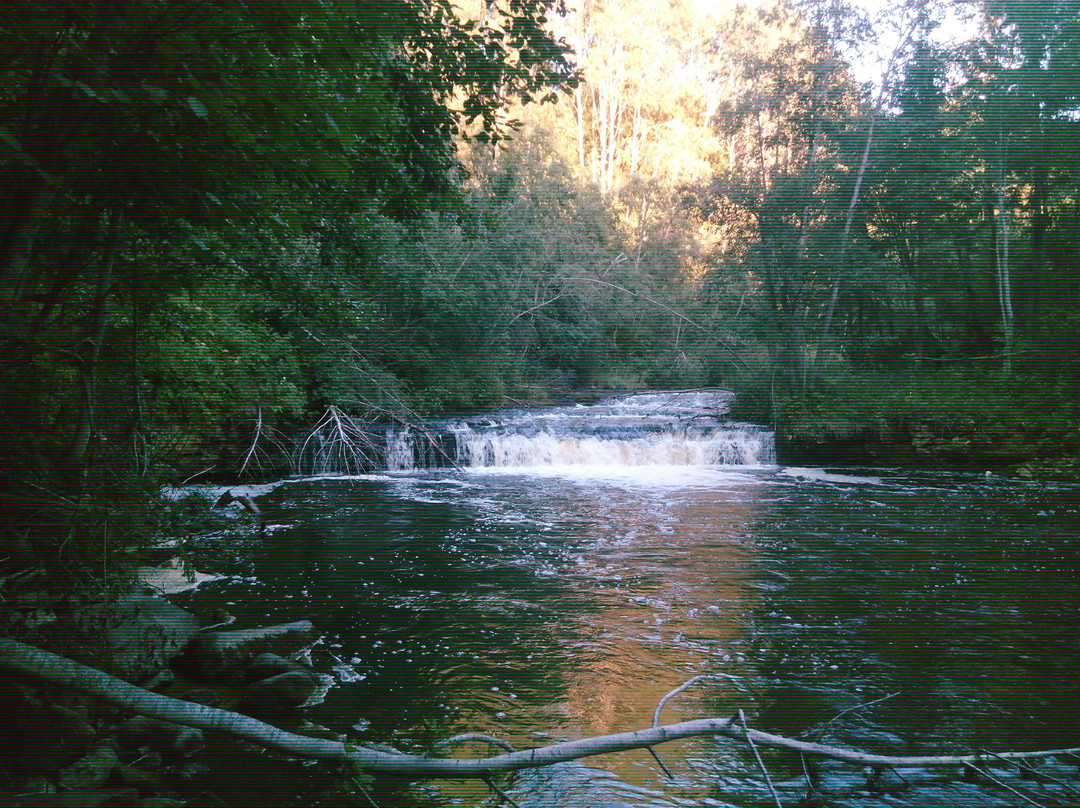 Waterfall Padun景点图片