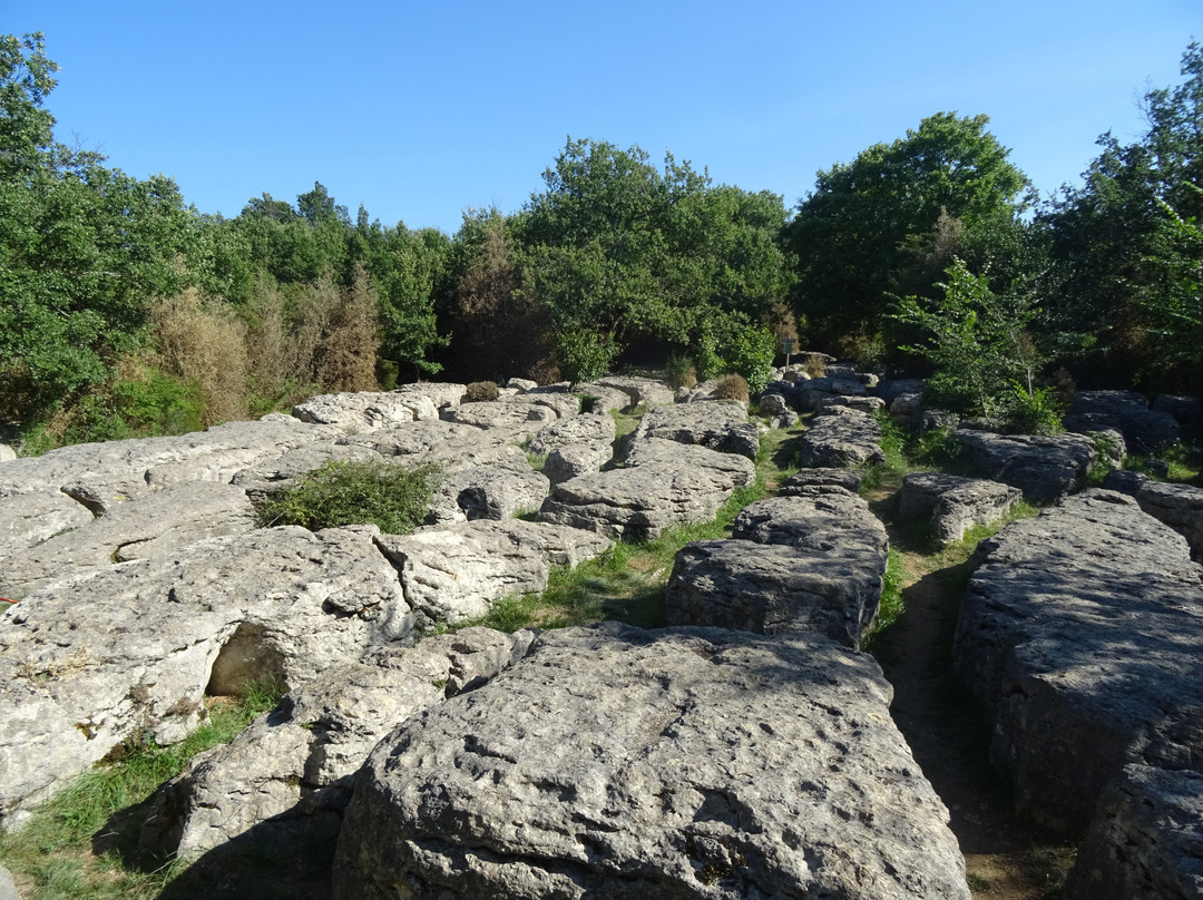 Nebias旅游景点-The Labyrinth Verte