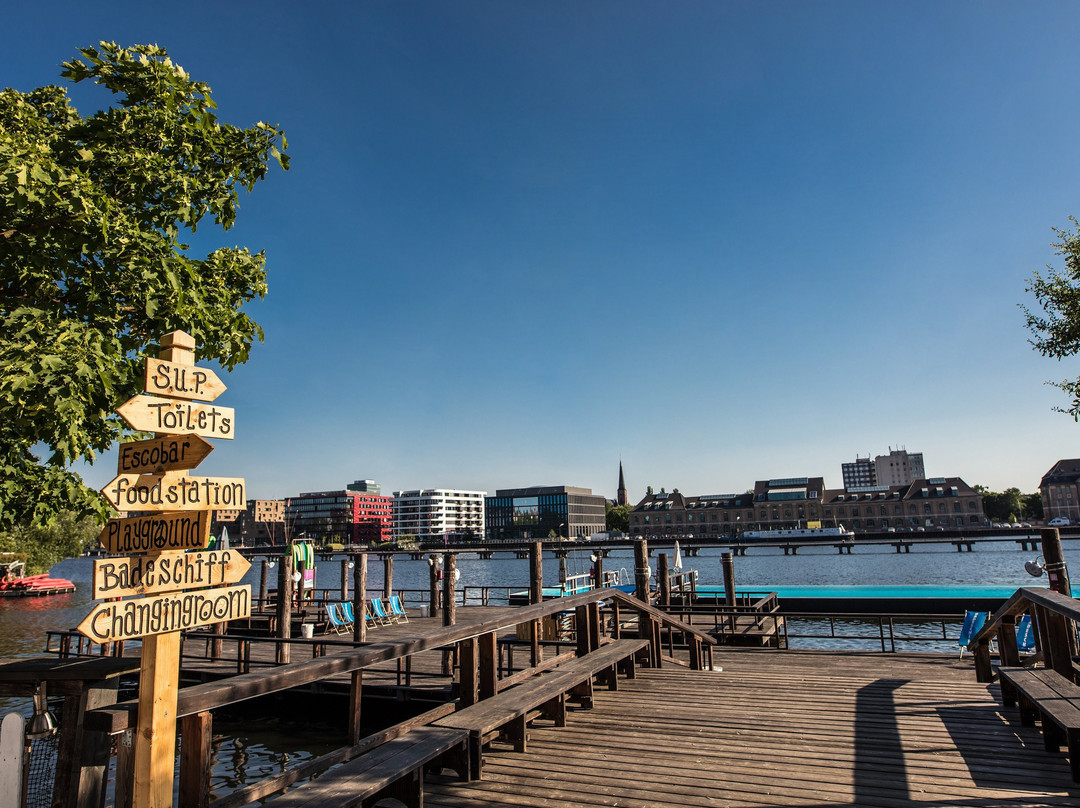 Badeschiff-柏林必去景点