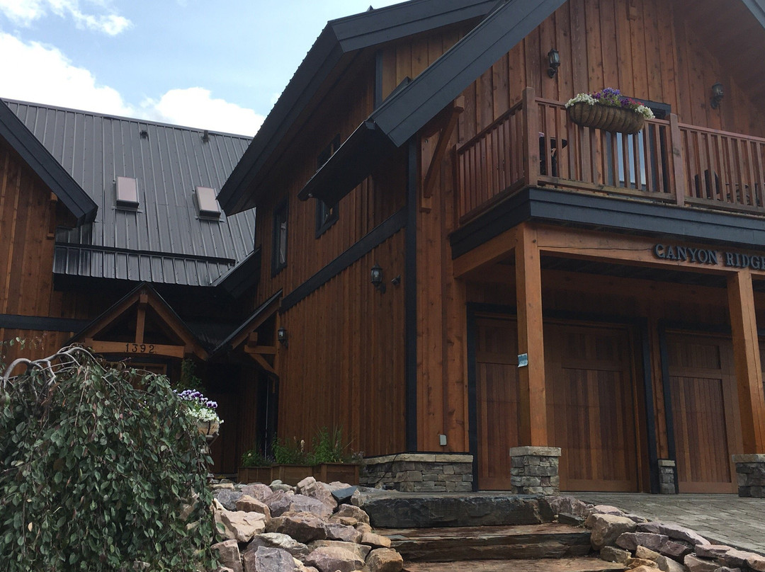 峡谷岭旅馆主图