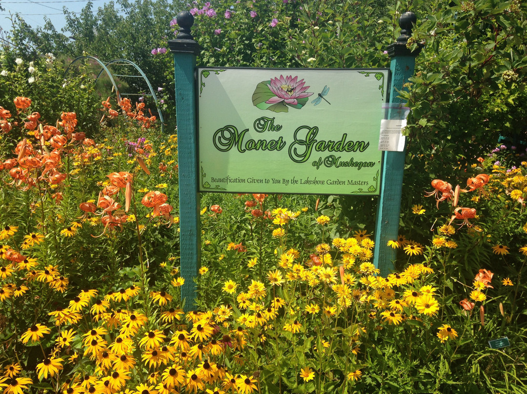 The Monet Garden of Muskegon景点图片