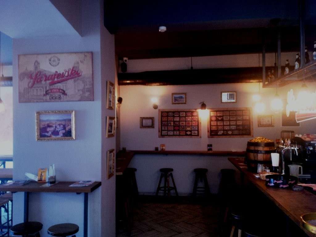 Sarajevsko Pub Koturova