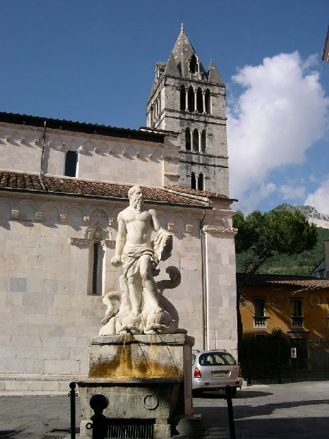 Fontana del Gigante景点图片