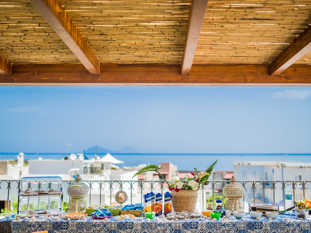 Canneto di Lipari酒店住宿-Casa Papiro Bed and Breakfast