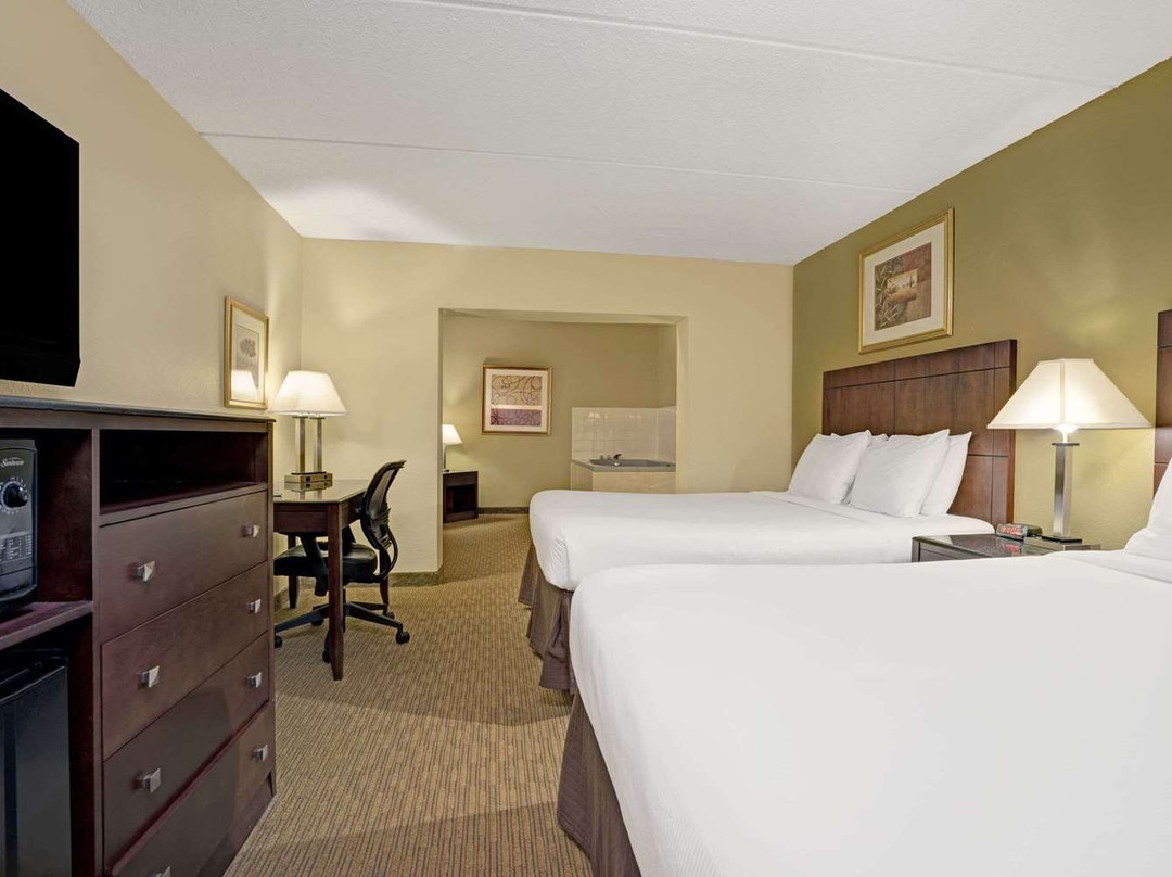 Super 8 by Wyndham Monticello主图